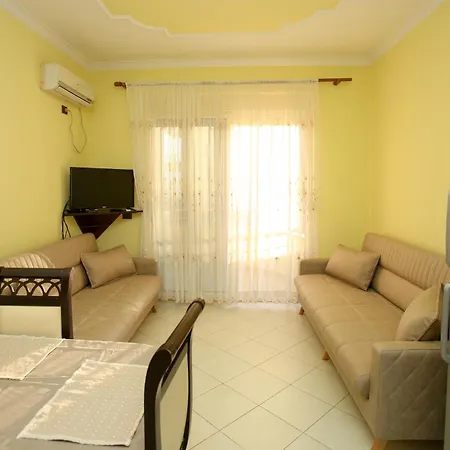 Lighthouse Apartment *